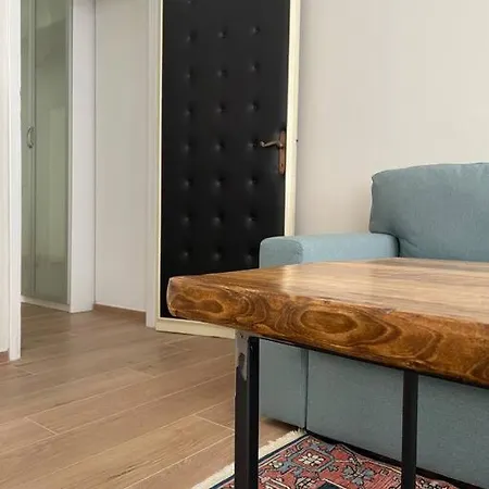 My Place In Apartment Como